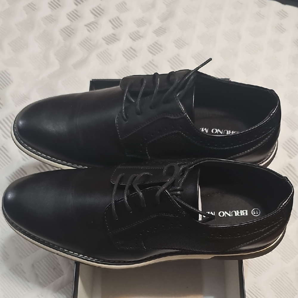 Bruno Marc Men's Classic Black Oxfords